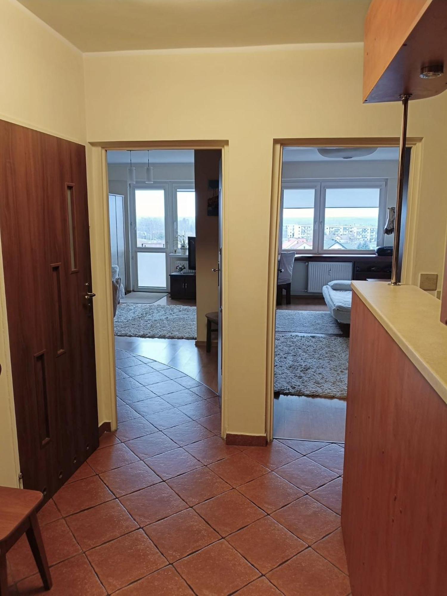Przytulne I Atrakcyjne Mieszkanie Z Pelnym Wyposazeniem, Dwa Pokoje Skarzysko-Kamienna Exterior photo